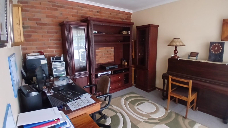 3 Bedroom Property for Sale in Fichardt Park Free State